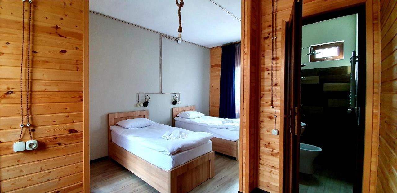 Hotel Migu Yard Kazbegi Eksteriør billede