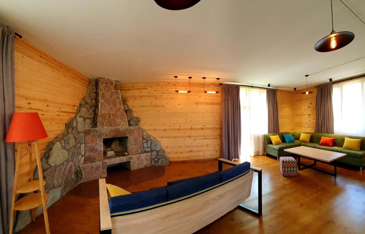 Hotel Migu Yard Kazbegi Eksteriør billede