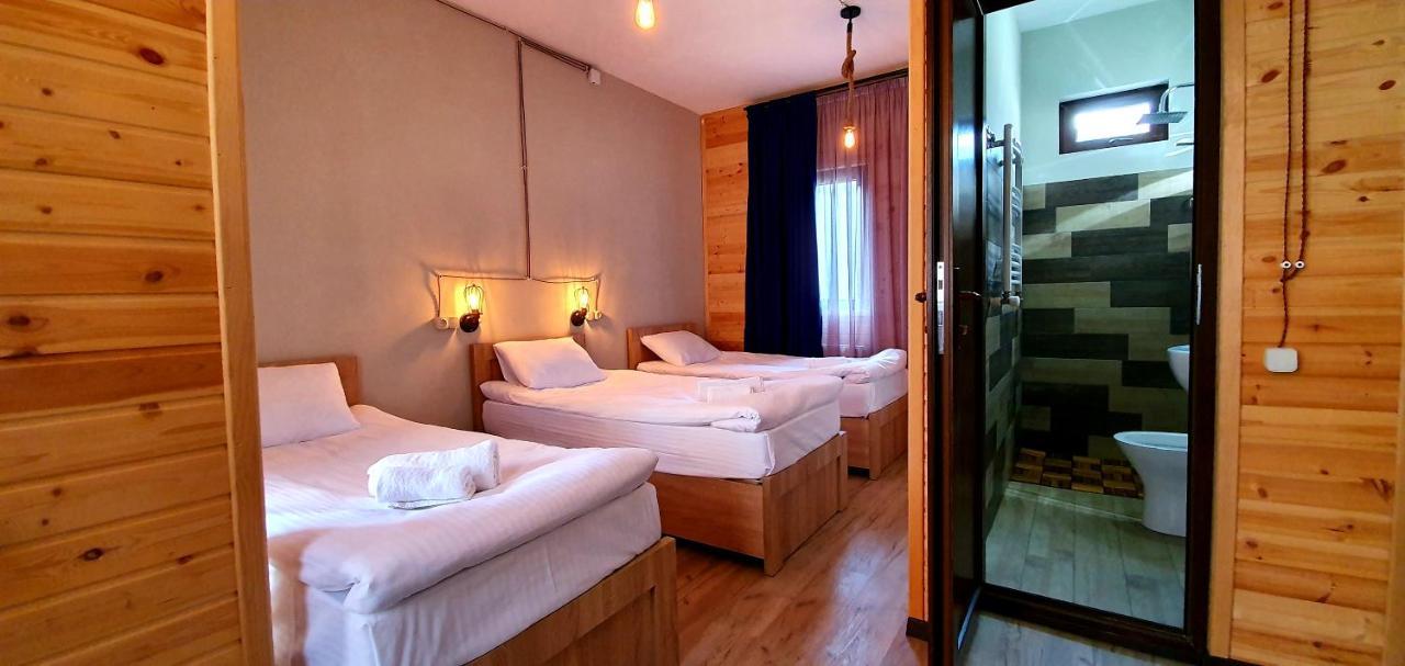 Hotel Migu Yard Kazbegi Eksteriør billede